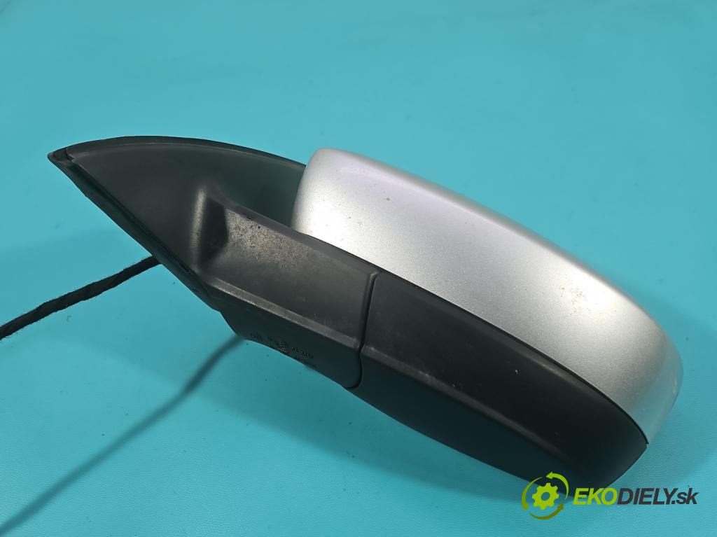 Skoda Rapid 2012-2019 1.2 TSI 86 HP manual 63 kW 1197 cm3 5- zrkadlo ľavé  (Kľučka dverí ostatné)