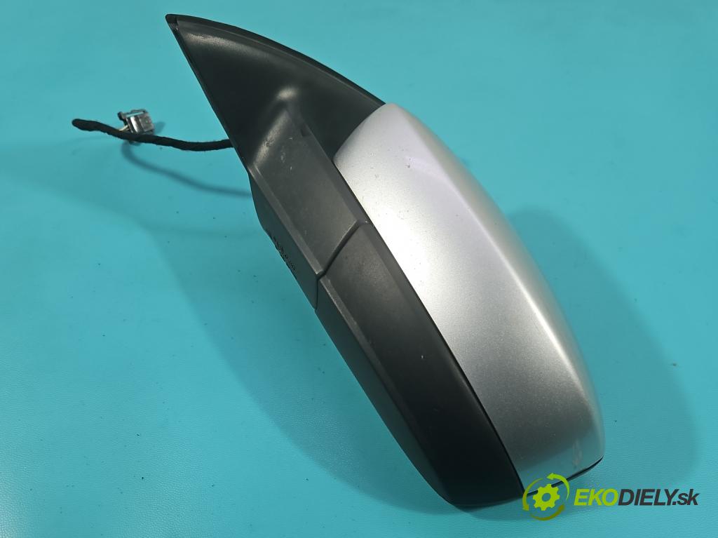 Skoda Rapid 2012-2019 1.2 TSI 86 hp manual 63 kW 1197 cm3 5- zpětné zrcátko levé  (Klika dveří ostatní)