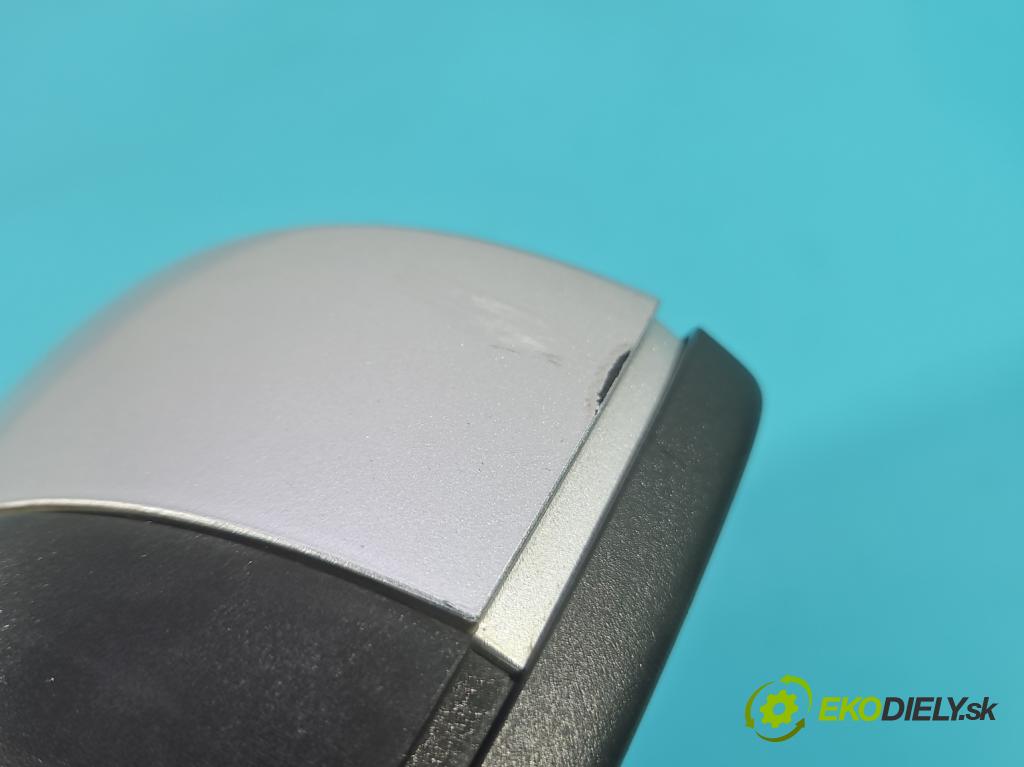 Skoda Rapid 2012-2019 1.2 TSI 86 hp manual 63 kW 1197 cm3 5- zpětné zrcátko levé  (Klika dveří ostatní)