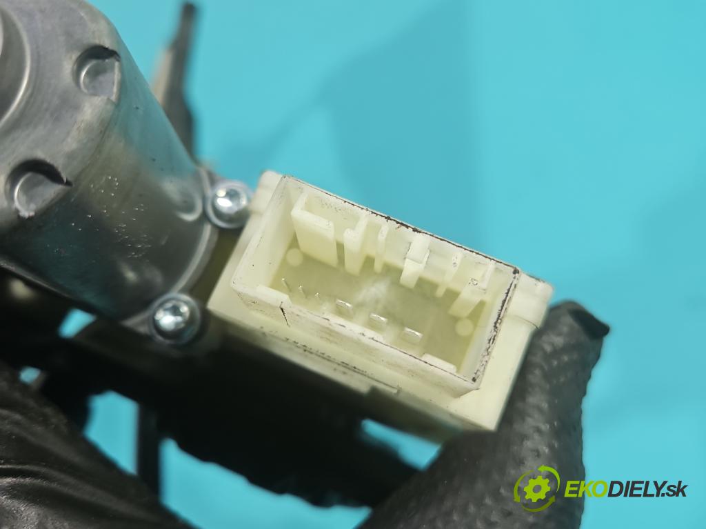 Skoda Rapid 2012-2019 1.2 TSI CBZA 86 HP manual 63 kW 1197 cm3 5- mechanizmus okna predné pravý 5JA959812E