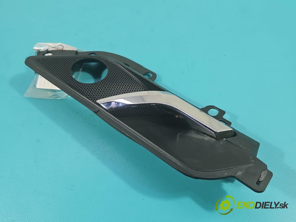 Skoda Rapid 2012-2019 1.2 TSI 86 hp manual 63 kW 1197 cm3 5- klika uvnitř: přední levé 5JB867011A