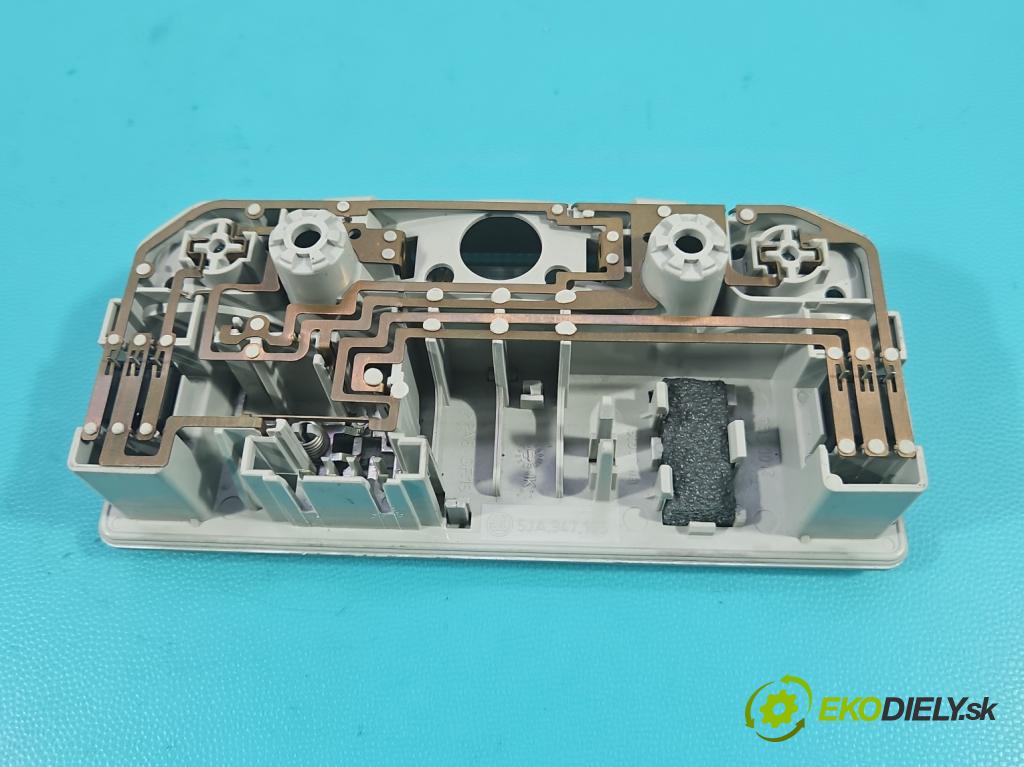 Skoda Rapid 2012-2019 1.2 TSI 86 HP manual 63 kW 1197 cm3 5- svetlo / reflektor interiéra 5JA947105