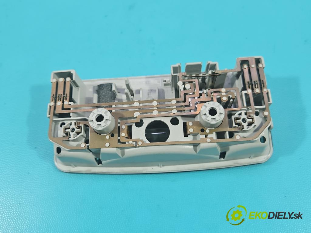 Skoda Rapid 2012-2019 1.2 TSI 86 HP manual 63 kW 1197 cm3 5- svetlo / reflektor interiéra 5JA947105