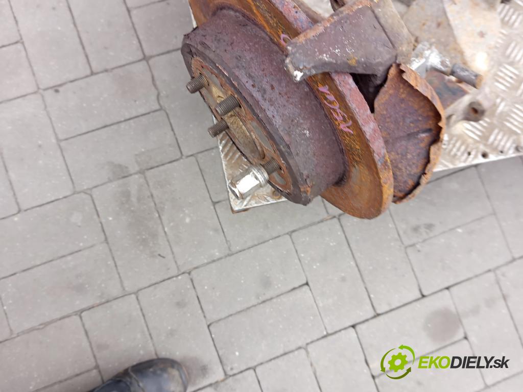 Chrysler Voyager IV 2000-2007 3.3 V6 174 hp automatic 128 kW 3301 cm3 5- zadní výztuha  (Zadní výztuha)