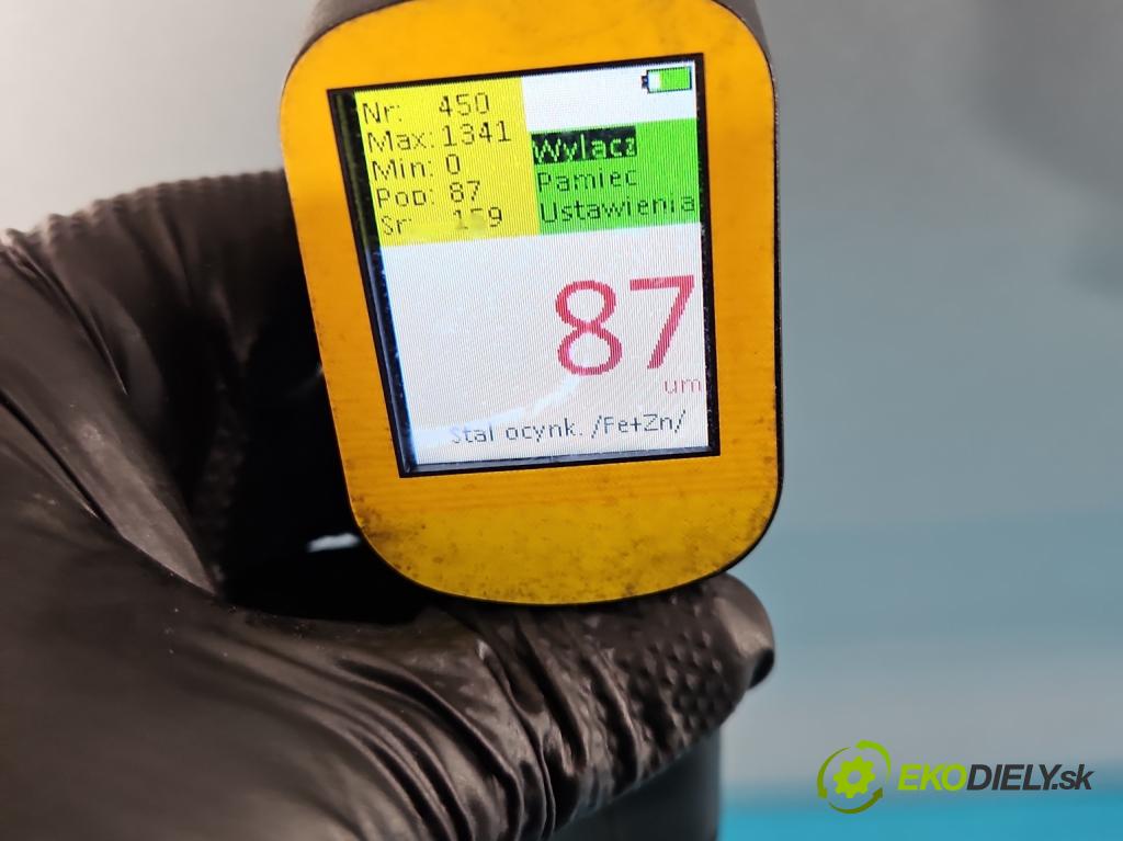 Skoda Rapid 2012-2019 1.2 TSI CBZA 86 HP manual 63 kW 1197 cm3 5- dvere predné ľavé  (Kľučka dverí ostatné)