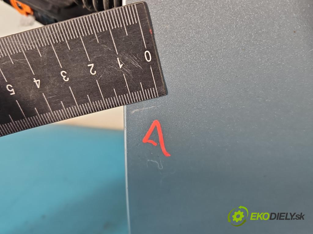 Skoda Rapid 2012-2019 1.2 TSI CBZA 86 HP manual 63 kW 1197 cm3 5- dvere predné ľavé  (Kľučka dverí ostatné)