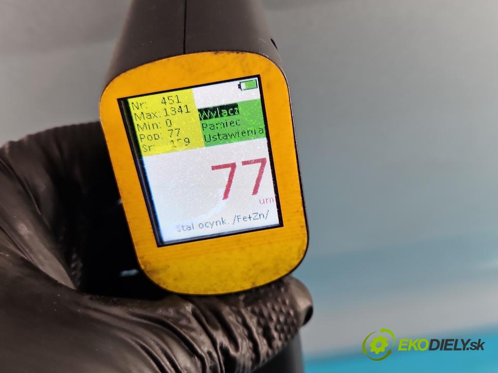 Skoda Rapid 2012-2019 1.2 TSI CBZA 86 HP manual 63 kW 1197 cm3 5- dvere predné ľavé  (Kľučka dverí ostatné)