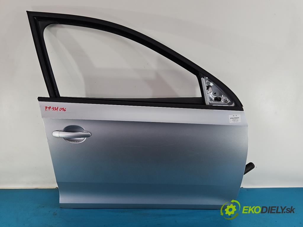 Skoda Rapid 2012-2019 1.2 TSI 86 hp manual 63 kW 1197 cm3 5- dveře přední pravé  (Klika dveří ostatní)