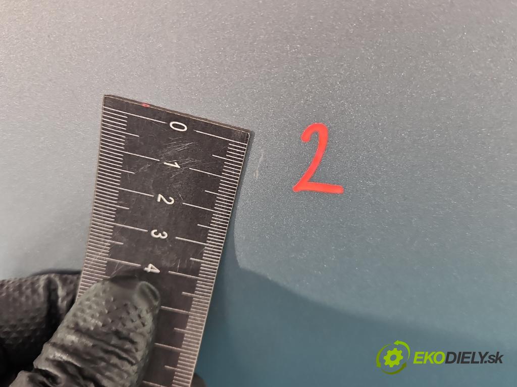 Skoda Rapid 2012-2019 1.2 TSI 86 hp manual 63 kW 1197 cm3 5- dveře přední pravé  (Klika dveří ostatní)