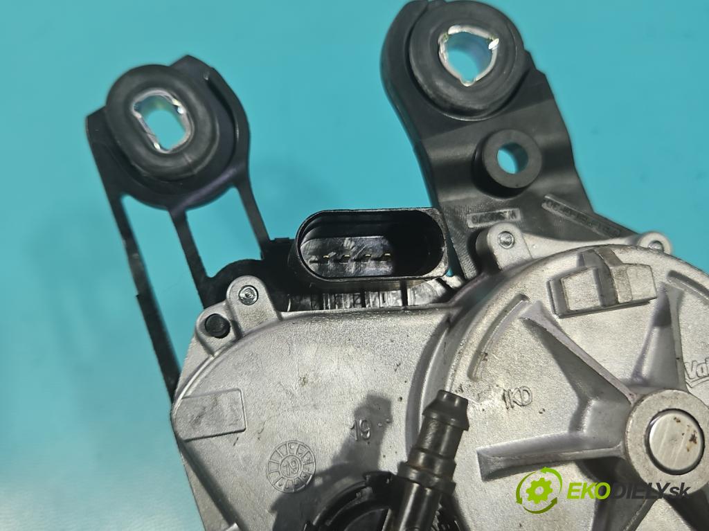 Skoda Rapid 2012-2019 1.2 TSI 86 HP manual 63 kW 1197 cm3 5- motor stieračov zadné 5E5955711B