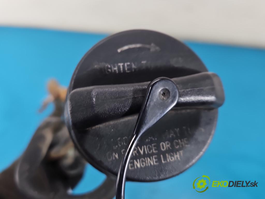 Jeep Cherokee KL 2013-2023 2.0 multijet: 140 HP manual 103 kW 1956 cm3 5- Nalievacie hrdlo: palivo 68137319AD