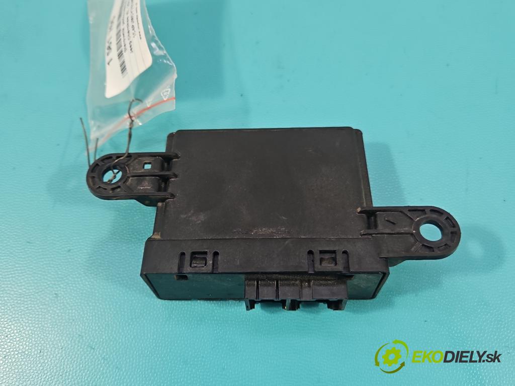 Jeep Cherokee KL 2013-2023 2.0 multijet: 140 HP manual 103 kW 1956 cm3 5- riadiaca jednotka parkovaní: 0263004761