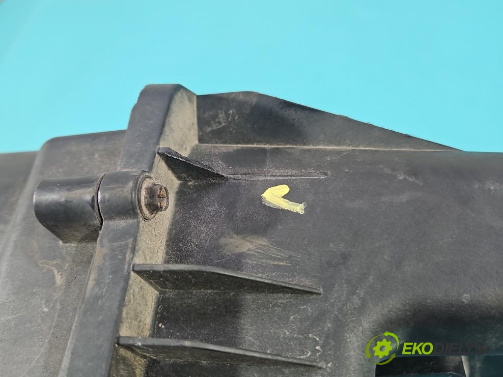 Jeep Cherokee KL 2013-2023 2.0 multijet: 140 HP manual 103 kW 1956 cm3 5- obal filtra vzduchu  (Obal vzduchového filtra)