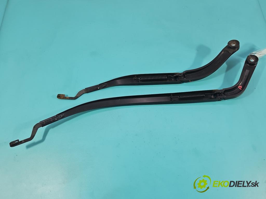 Jeep Cherokee KL 2013-2023 2.0 multijet: 140 HP manual 103 kW 1956 cm3 5- rameno stieračov predné komplet