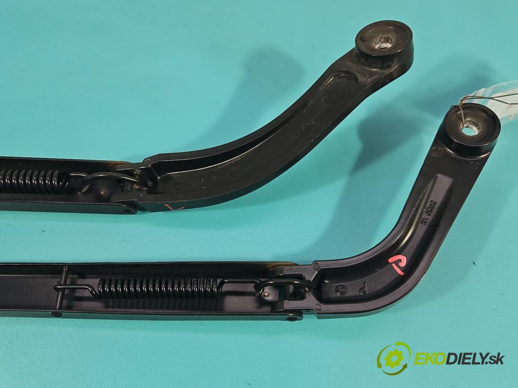 Jeep Cherokee KL 2013-2023 2.0 multijet: 140 HP manual 103 kW 1956 cm3 5- rameno stieračov predné komplet