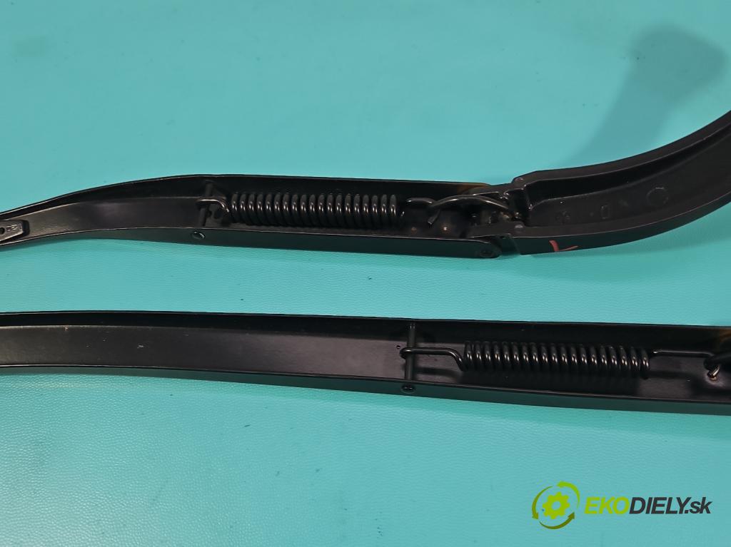 Jeep Cherokee KL 2013-2023 2.0 multijet: 140 HP manual 103 kW 1956 cm3 5- rameno stieračov predné komplet