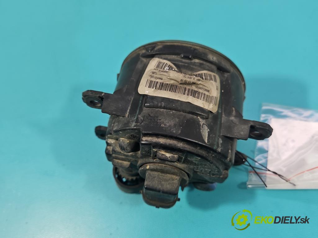 Jeep Cherokee KL 2013-2023 2.0 multijet 140 hp manual 103 kW 1956 cm3 5- Halogen pravý 05182426AA (Klika dveří ostatní)