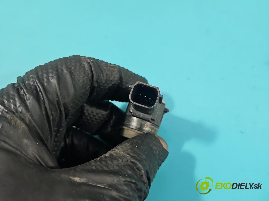 Jeep Cherokee KL 2013-2023 2.0 multijet: 140 HP manual 103 kW 1956 cm3 5- snímač parkovaní: 0263002438