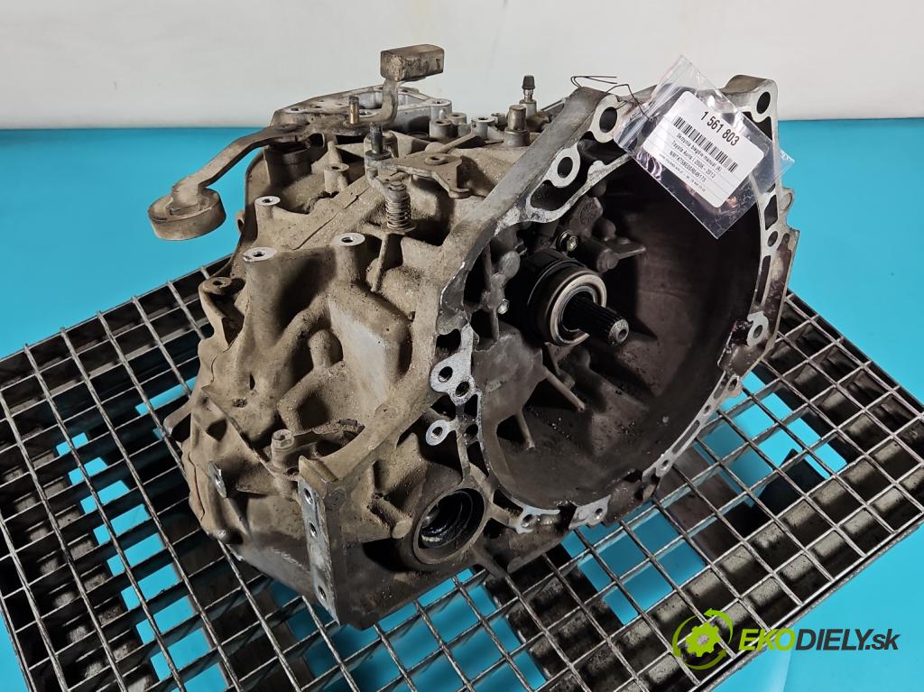 Toyota Auris I 2006-2013 1.3 vvti 99 HP manual 73 kW 1329 cm3 5- prevodovka stupeň,rýchlosť manual 31115-0D090