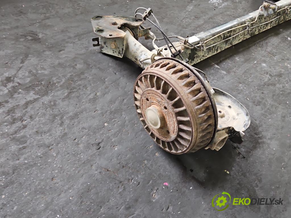 Dacia Dokker 2012- 1.6 16V 102 HP manual 75 kW 1598 cm3 5- zadna výstuha 555110548R (Výstuha zadná)