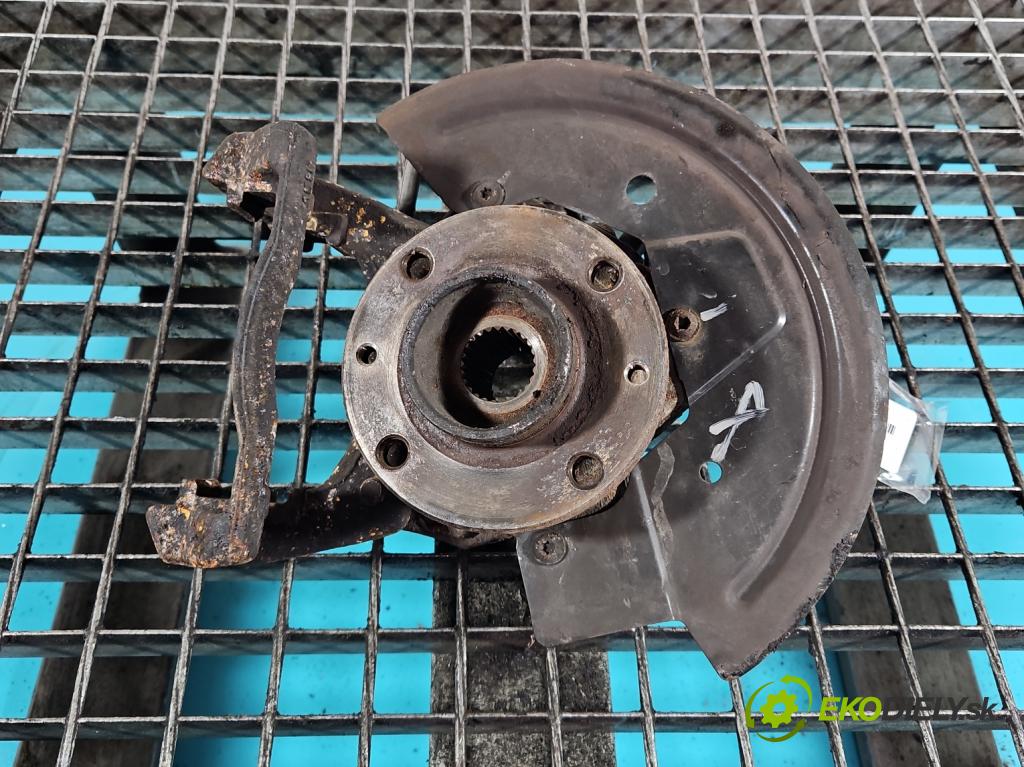 Dacia Dokker 2012- 1.6 16V 102 hp manual 75 kW 1598 cm3 5- náboj levé  (Náboj kola)