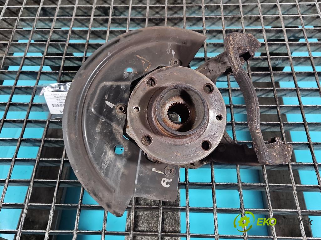 Dacia Dokker 2012- 1.6 16V 102 HP manual 75 kW 1598 cm3 5- náboj pravé  (Náboj kolesa)