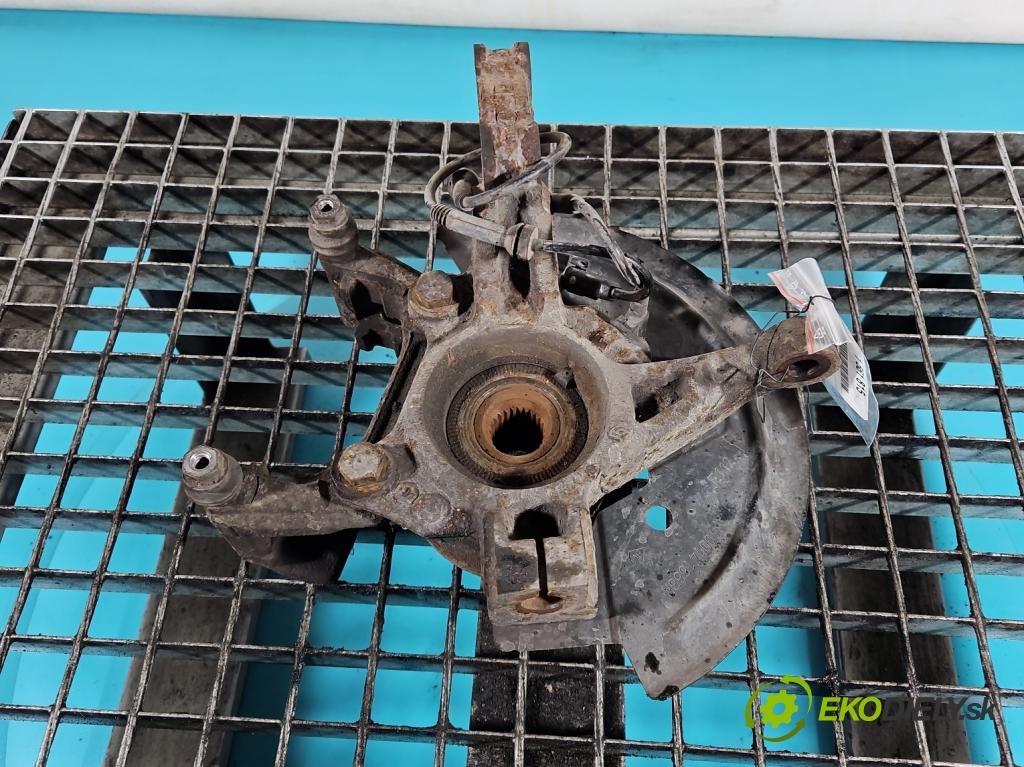 Dacia Dokker 2012- 1.6 16V 102 HP manual 75 kW 1598 cm3 5- náboj pravé  (Náboj kolesa)