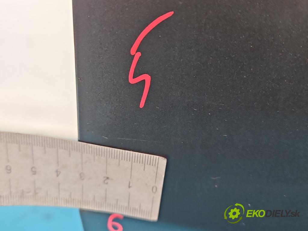 Toyota Rav4 IV 2013-2018 2.0 D4D 124 hp manual 91 kW 1998 cm3 5- dveře přední pravé  (Klika dveří ostatní)