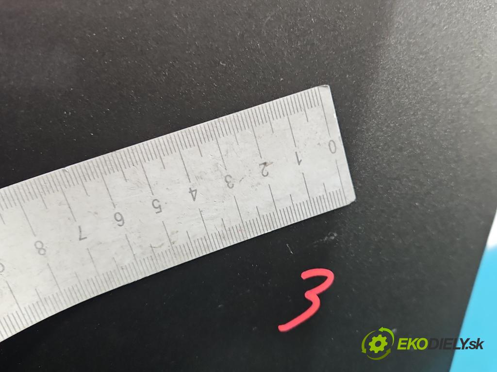 Toyota Rav4 IV 2013-2018 2.0 D4D 124hp manual 91 kW 1998 cm3 5- dvere zadné ľavé  (Kľučka dverí ostatné)