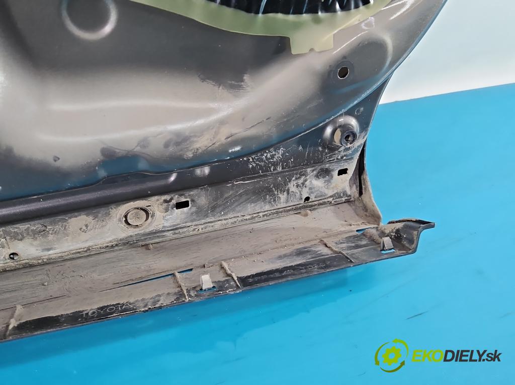 Toyota Rav4 IV 2013-2018 2.0 D4D 124 hp manual 91 kW 1998 cm3 5- dveře zadní pravé  (Klika dveří ostatní)