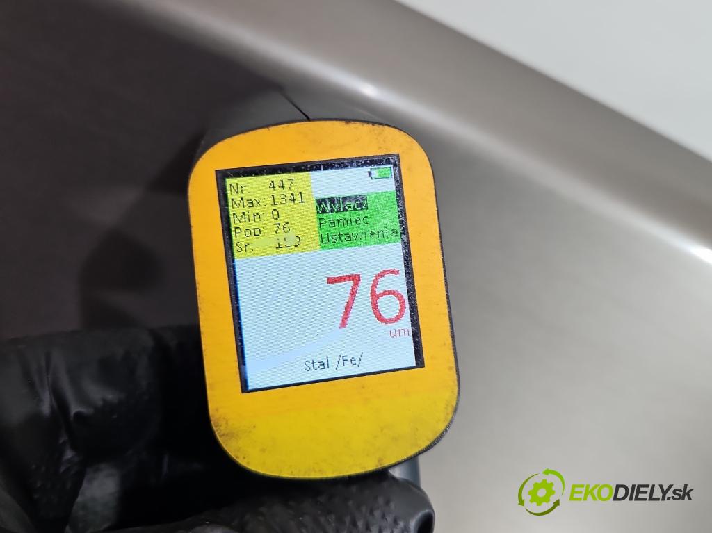 Toyota Rav4 IV 2013-2018 2.0 D4D 124hp manual 91 kW 1998 cm3 5- blatník predné pravý  (Kľučka dverí ostatné)