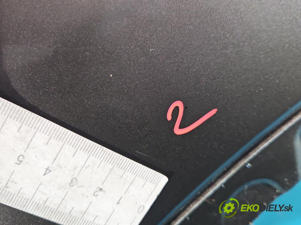 Toyota Rav4 IV 2013-2018 2.0 D4D 124hp manual 91 kW 1998 cm3 5- blatník predné pravý  (Kľučka dverí ostatné)