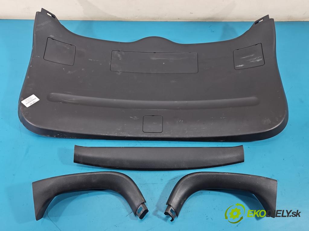 Toyota Rav4 IV 2013-2018 2.0 D4D 124hp manual 91 kW 1998 cm3 5- Čalounictví: kufrové dvere 67765-42040