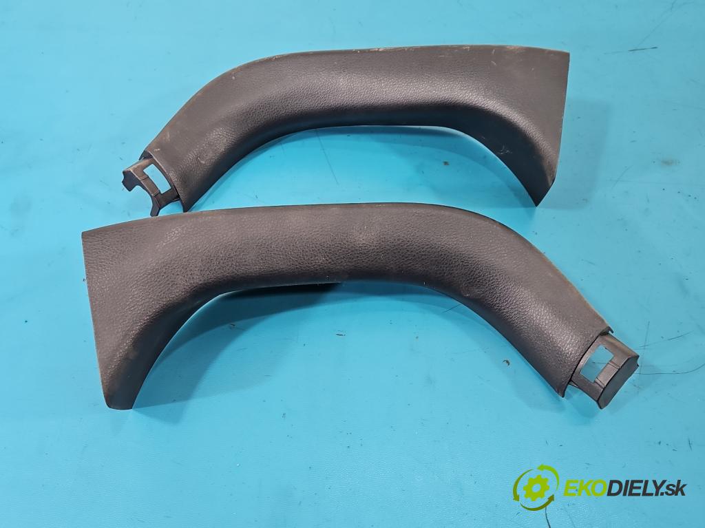 Toyota Rav4 IV 2013-2018 2.0 D4D 124 hp manual 91 kW 1998 cm3 5- Tapacír: kufrových dveří 67765-42040