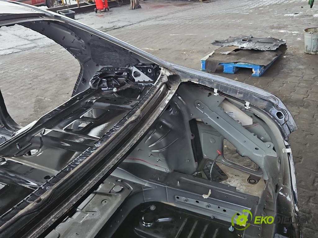 Mercedes S W222 2013-2020 3.0 cdi 656929 340KM: automatic 250 kW 2925 cm3 4- blatník zadné pravý