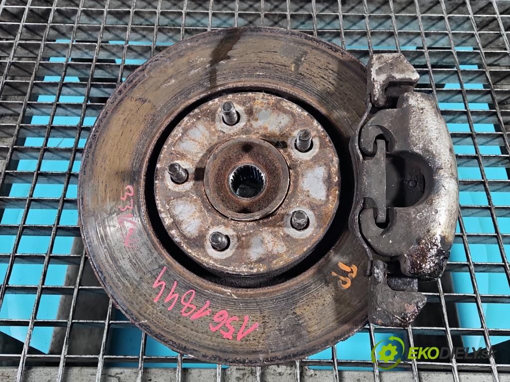 Chrysler Voyager IV 2000-2007 3.3 V6 174 HP automatic 128 kW 3301 cm3 5- náboj pravé  (Náboj kolesa)