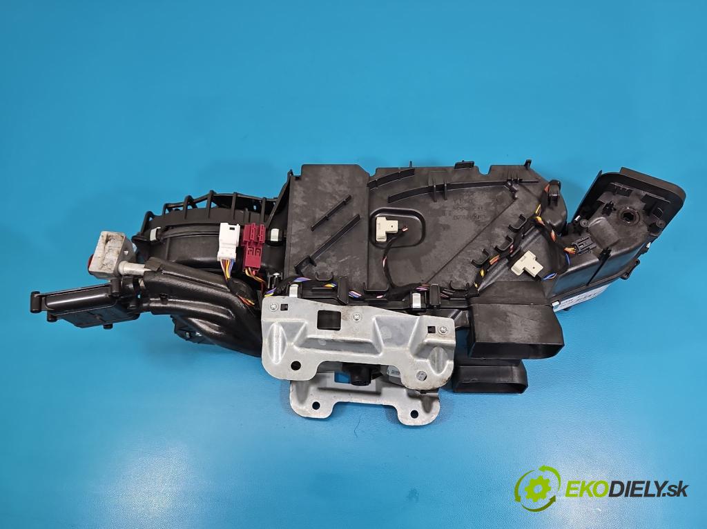 Mercedes S W222 2013-2020 3.0 cdi (656929) 340KM: automatic 250 kW 2925 cm3 4- radiator 2228309902 (Radiátor kúrenia)