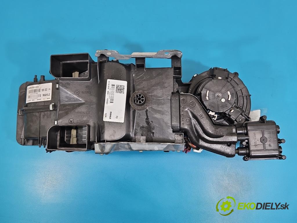 Mercedes S W222 2013-2020 3.0 cdi (656929) 340KM: automatic 250 kW 2925 cm3 4- radiator 2228309902 (Radiátor kúrenia)