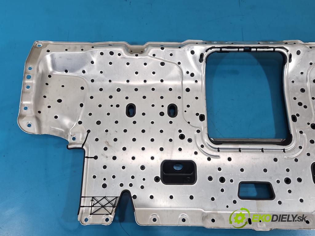 Mercedes S W222 2013-2020 3.0 cdi (656929) 340KM automatic 250 kW 2925 cm3 4- Stěna: přepážka A2226460730 (Interiér ostatní)