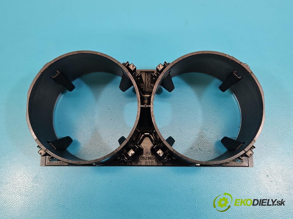 Mercedes S W222 2013-2020 3.0 cdi 656929 340KM: automatic 250 kW 2925 cm3 4- Rukojeť: na nápoje: A2228102800 (Držiak (úchyt) na nápoje)