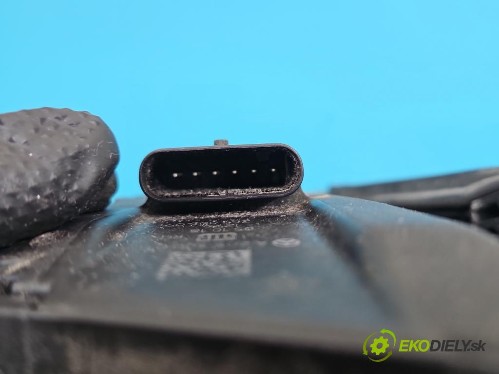 Mercedes S W222 2013-2020 3.0 cdi (656929) 340KM automatic 250 kW 2925 cm3 4- pedal plyn: potenciometr: A2053000104