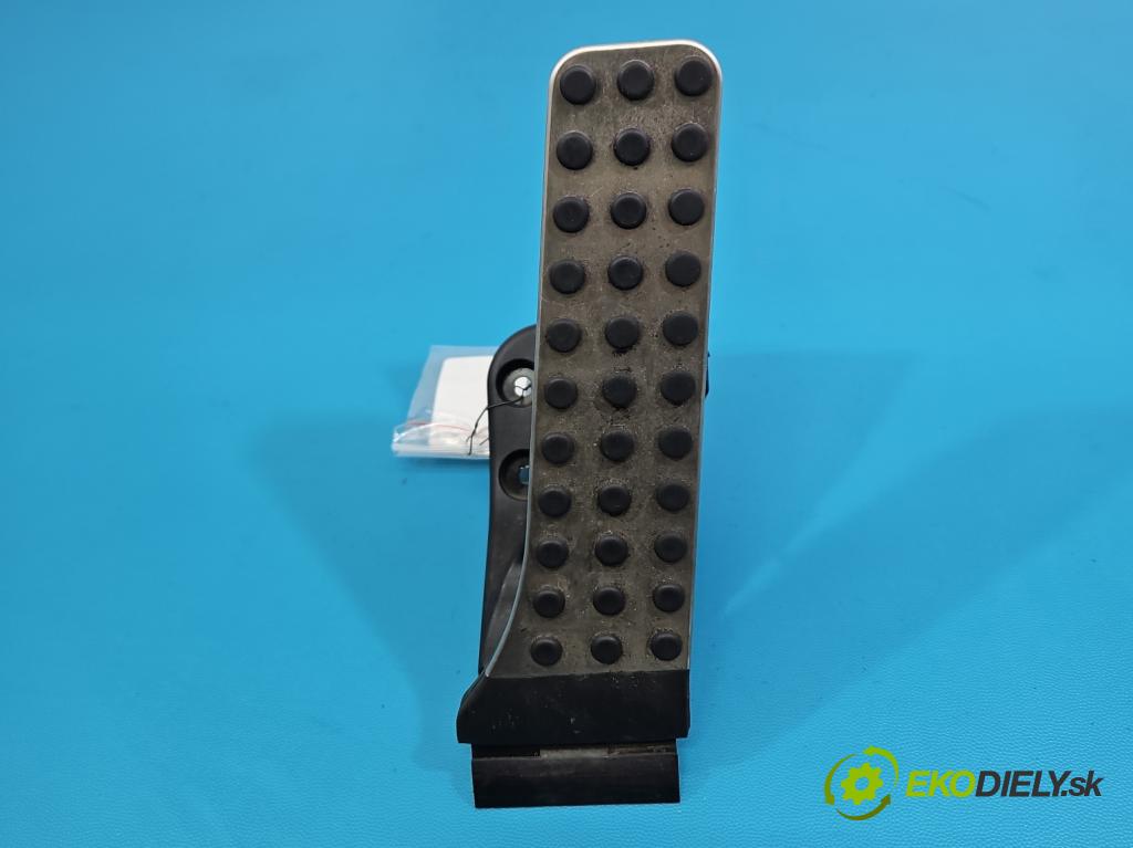 Mercedes S W222 2013-2020 3.0 cdi (656929) 340KM automatic 250 kW 2925 cm3 4- pedal plyn: potenciometr: A2053000104