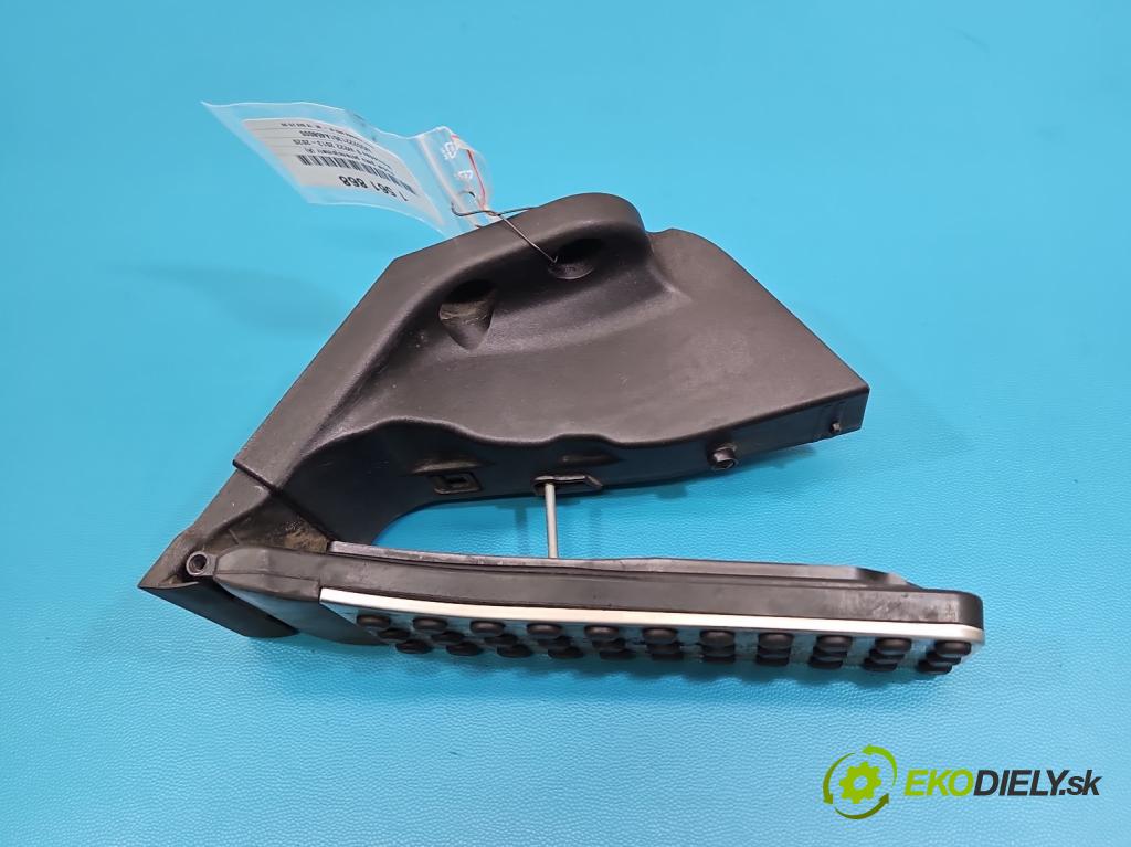 Mercedes S W222 2013-2020 3.0 cdi (656929) 340KM automatic 250 kW 2925 cm3 4- pedal plyn: potenciometr: A2053000104