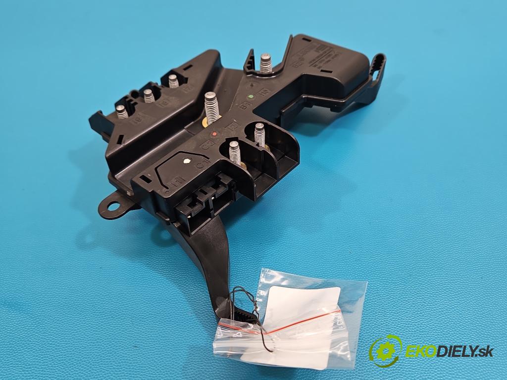 Mercedes S W222 2013-2020 3.0 cdi (656929) 340KM automatic 250 kW 2925 cm3 4- řídící jednotka A2225407039