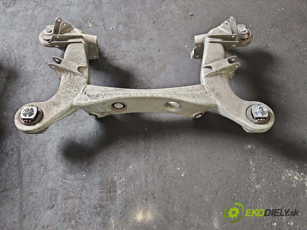 Mercedes S W222 2013-2020 3.0 cdi (656929) 340KM: automatic 250 kW 2925 cm3 4- zadna výstuha  (Výstuha zadná)