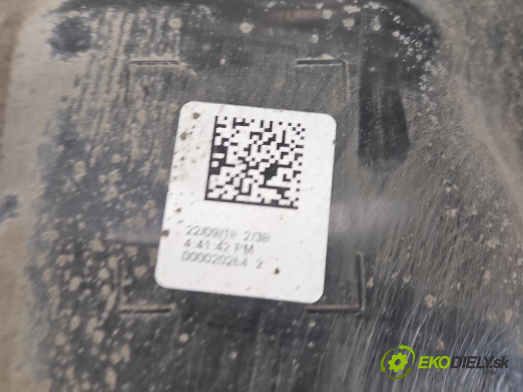 Mercedes S W222 2013-2020 3.0 cdi (656929) 340KM: automatic 250 kW 2925 cm3 4- Nádrž: AdBlue: A0994711200