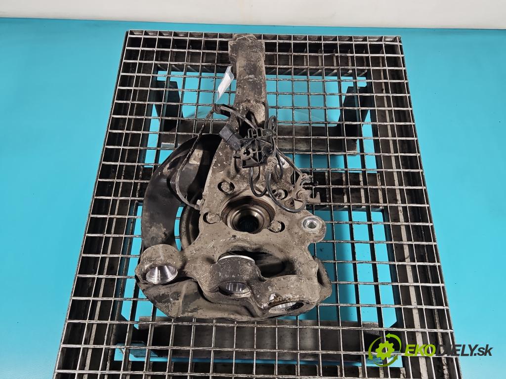 Mercedes S W222 2013-2020 3.0 cdi 656929 340KM automatic 250 kW 2925 cm3 4- náboj pravé  (Náboj kola)