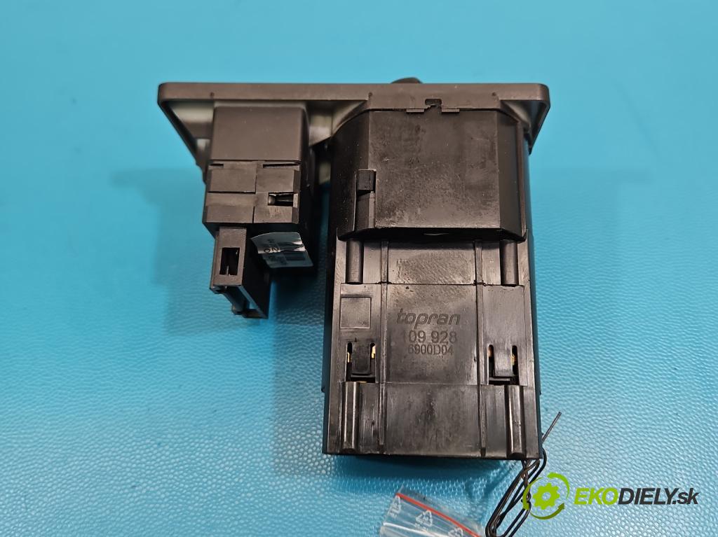 Skoda Fabia I 1999-2007 1.4 16V 75 HP manual 55 kW 1390 cm3 5- prepínač světla: na doska: 6Y0919094E