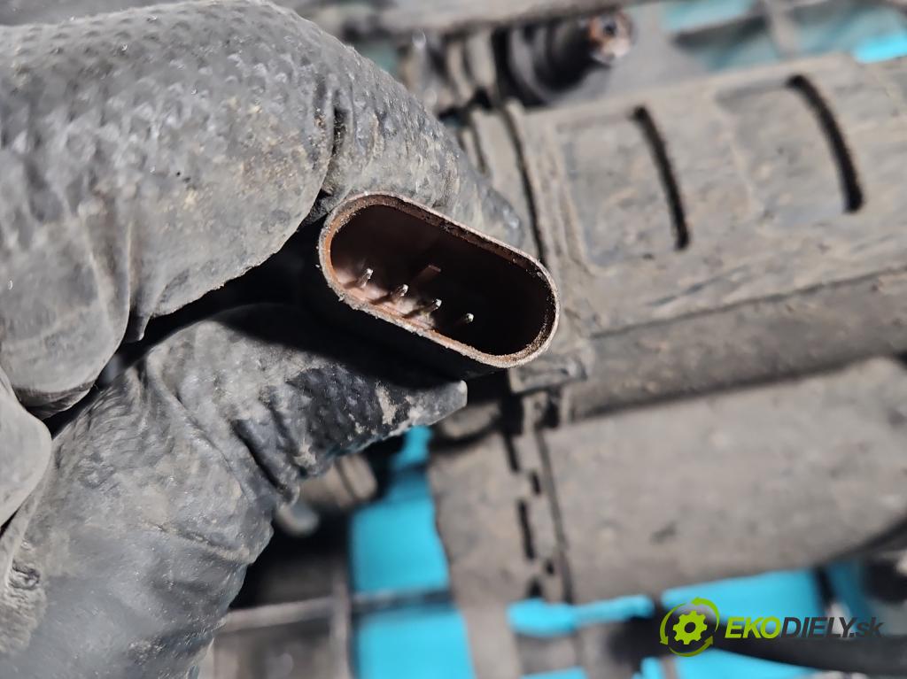 Mercedes S W222 2013-2020 3.0 cdi 656929 340KM: automatic 250 kW 2925 cm3 4- tlmič predné pravý 151400-13963 (Kľučka dverí ostatné)