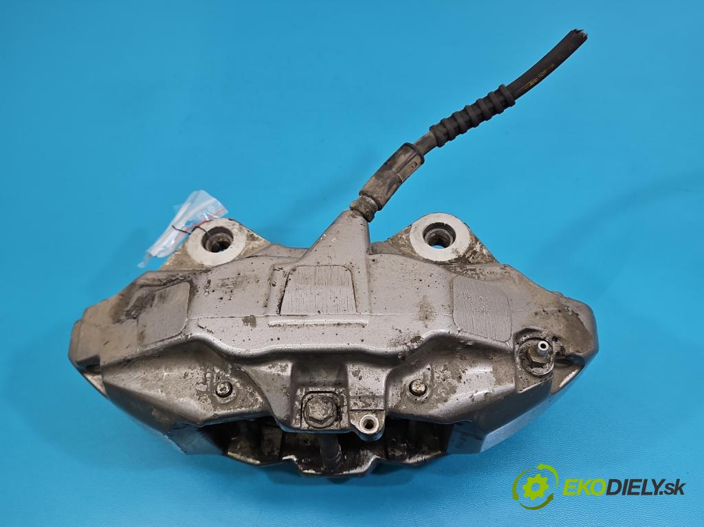 Mercedes S W222 2013-2020 3.0 cdi (656929) 340KM: automatic 250 kW 2925 cm3 4- brzdič predné pravý  (Kľučka dverí ostatné)